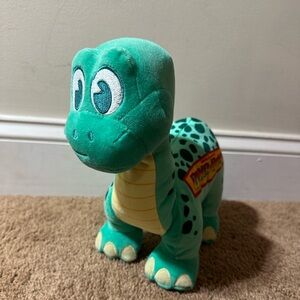 Disney Animal Kingdom Chester & Hester's Dino-Rama Dinoland Cementasaurus Plush
